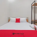 RedDoorz Syariah @ Boemi Guesthouse Tasikmalaya
