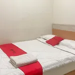 RedDoorz Syariah @ Boemi Guesthouse Tasikmalaya