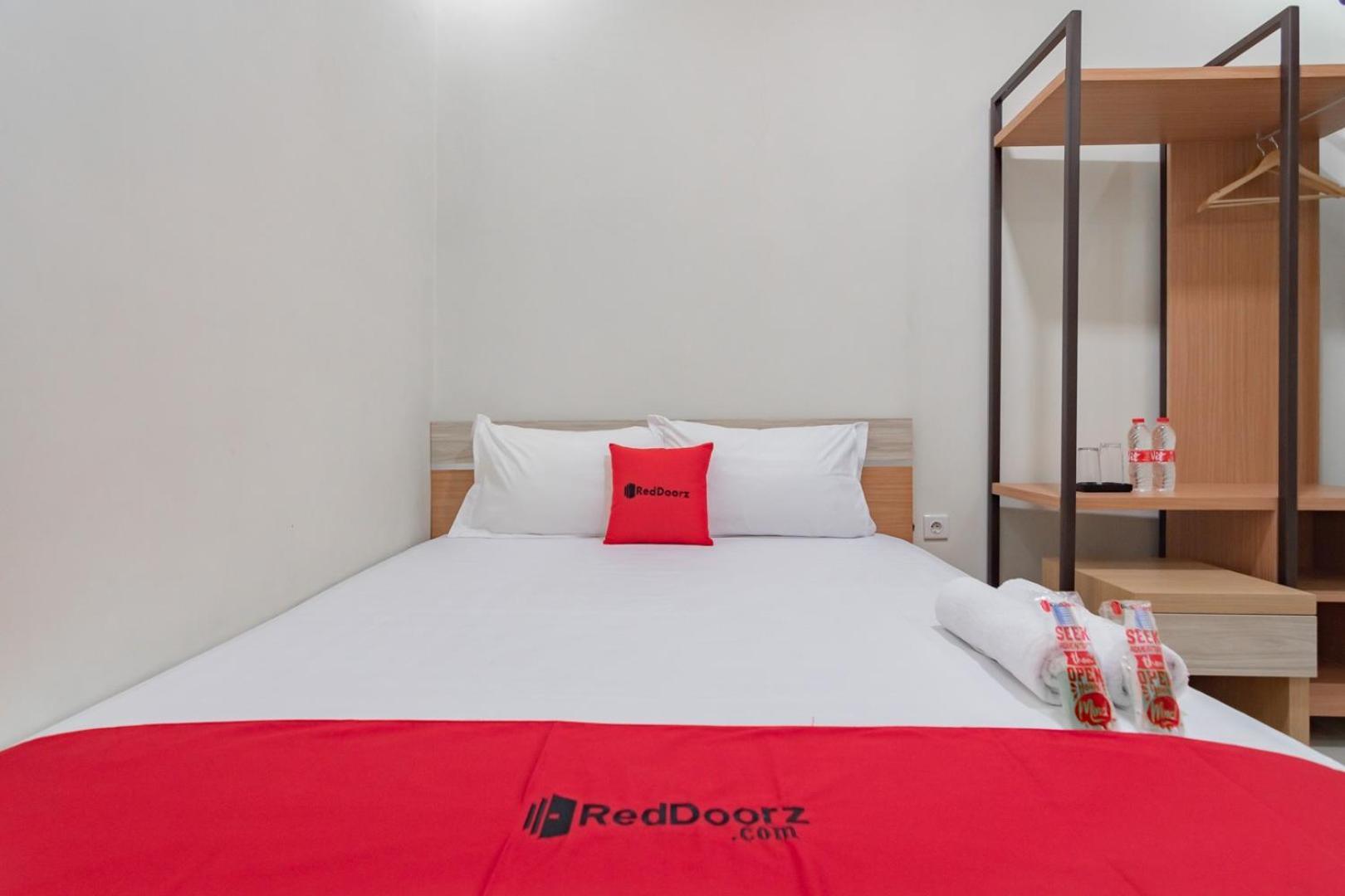Reddoorz Syariah @ Boemi